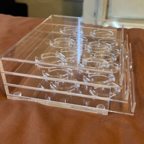 3 Layers Acrylic False Eyelash Organizer Case - Picture 4 of 4